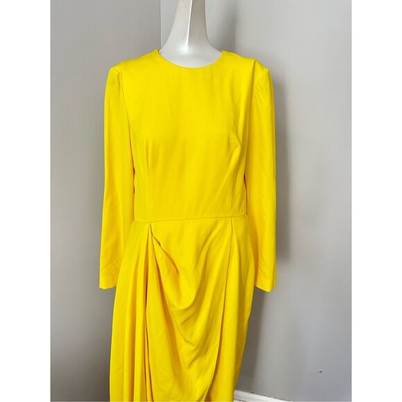 Alexander McQueen Long-Sleeved Draped Midi-Dress - Picture 5 of 11